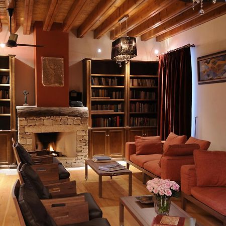 קאלאבסוס The Library Hotel Wellness Retreat מראה חיצוני תמונה