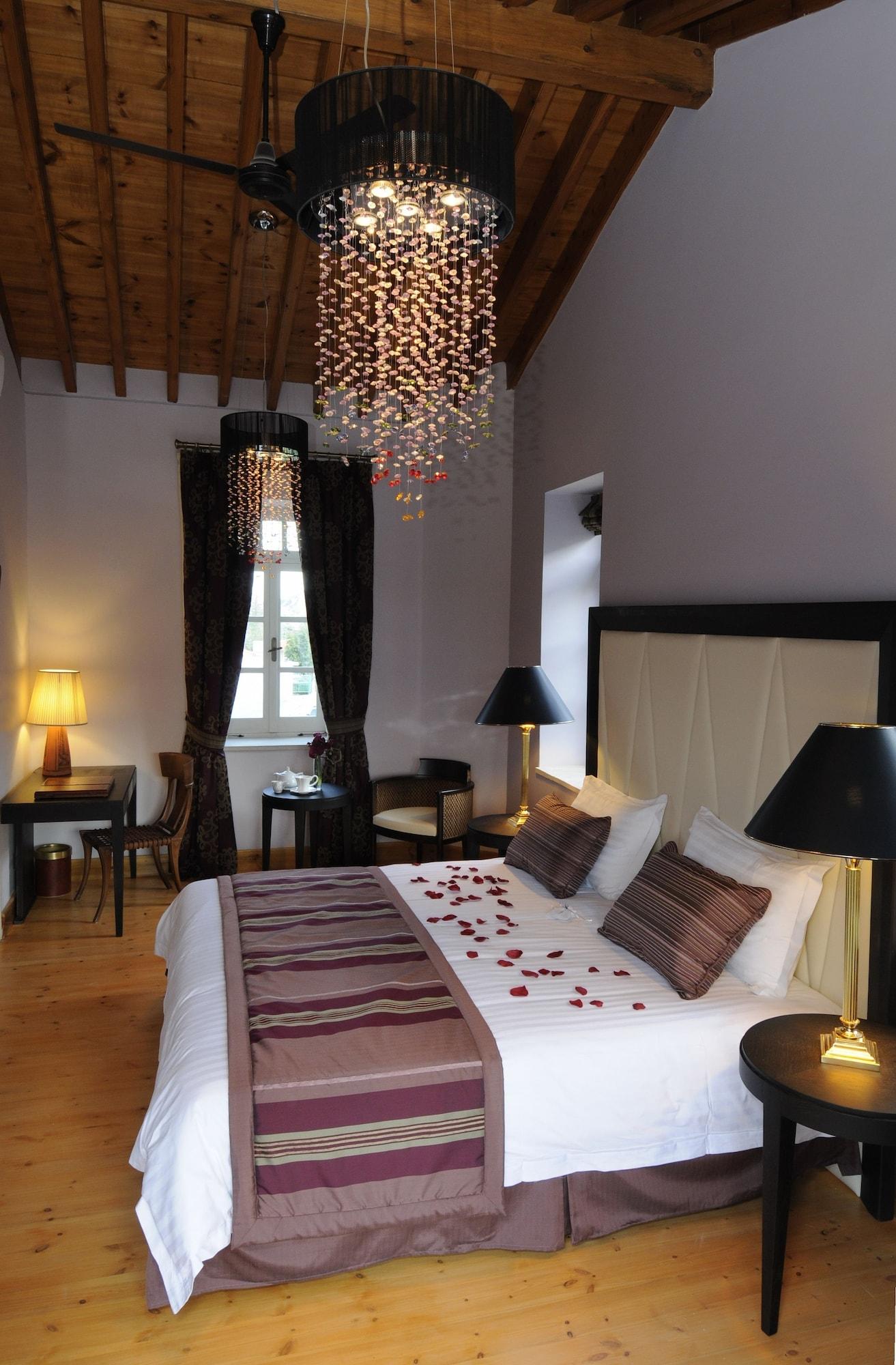 קאלאבסוס The Library Hotel Wellness Retreat מראה חיצוני תמונה
