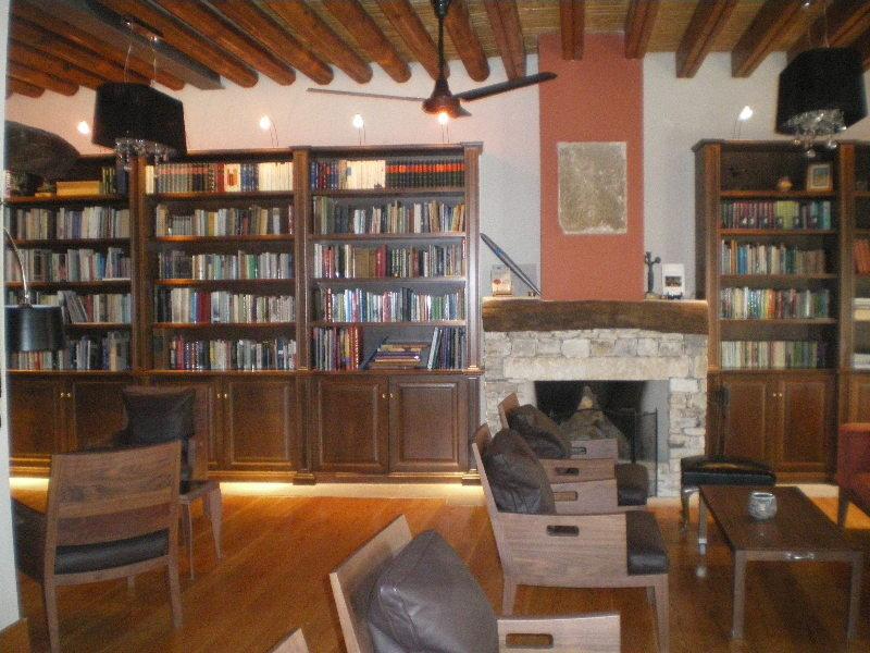 קאלאבסוס The Library Hotel Wellness Retreat מראה חיצוני תמונה